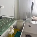 Einstein 15 5 Apartmán *