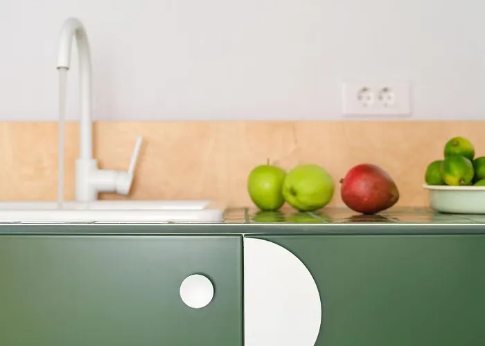 Einstein 15 5 公寓 *